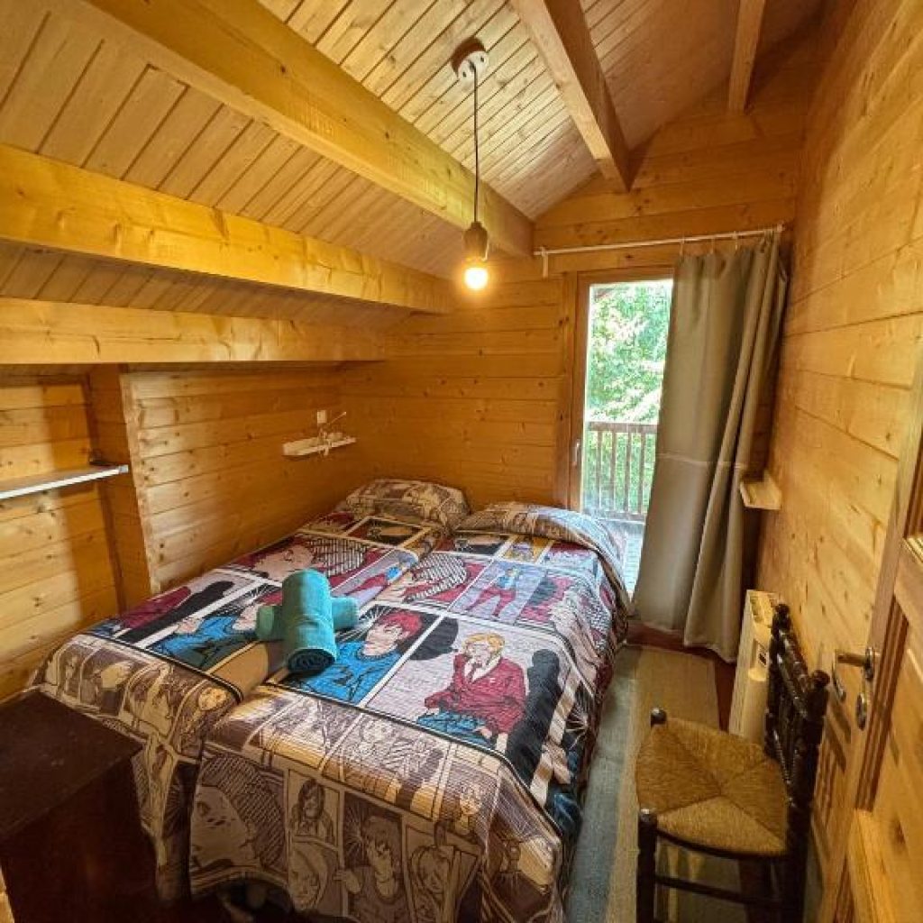 Casa rural La Huerta - Dormitorio con camas indiciduales