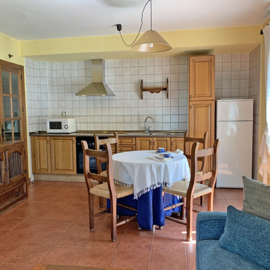 Apartamentos rurales Valle de El Paular - 2px -Aguilón - Cocina