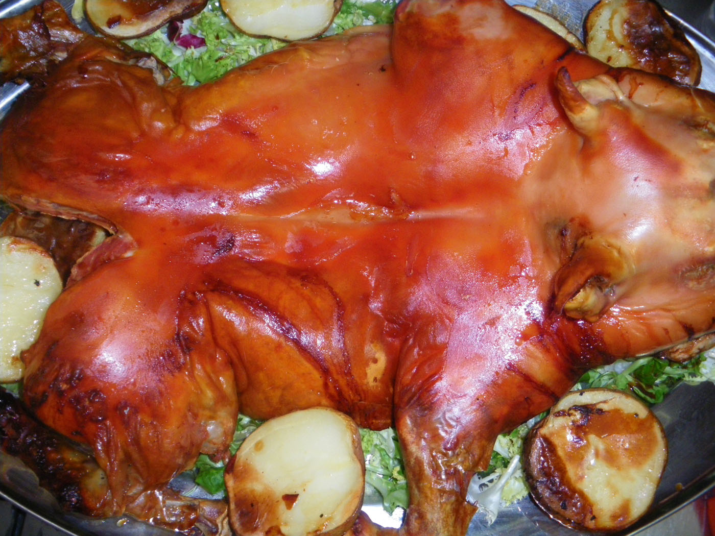 Asador La Abuela — cochinillo asado (web oficial archivada)